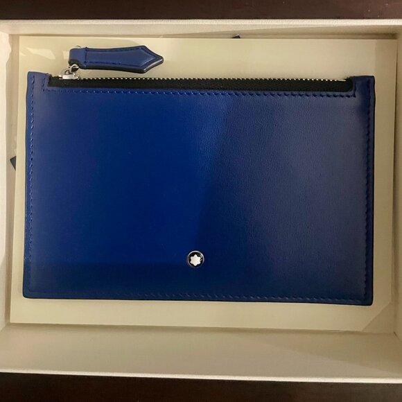 New Montblanc Meisterstück Blue color Leather Zipped Card Holder. Versatile use. - Picture 4 of 7